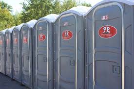 Best Deluxe Portable Toilet Rental  in New Albany, IN